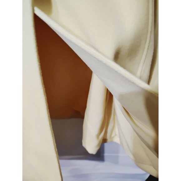 Chico's 2 (lg.) buttery yellow cape jacket polyester rayon lined, dressy, office - Picture 7 of 9
